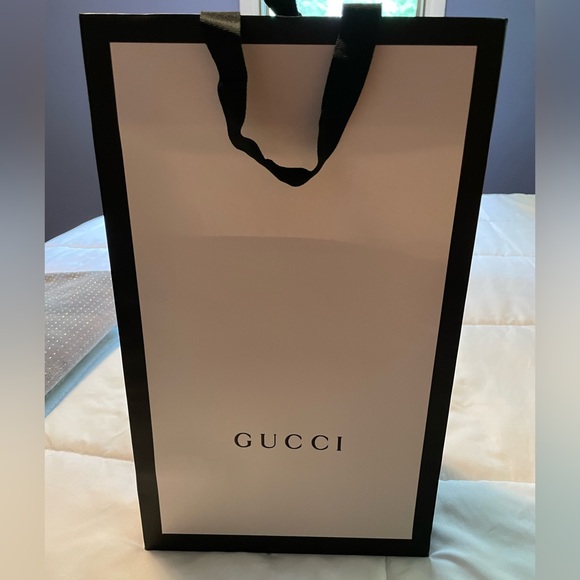 Gucci Soho Disco Crossbody - Picture 4 of 16